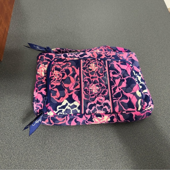 Vera Bradley Crossbody Purse - Picture 9 of 9